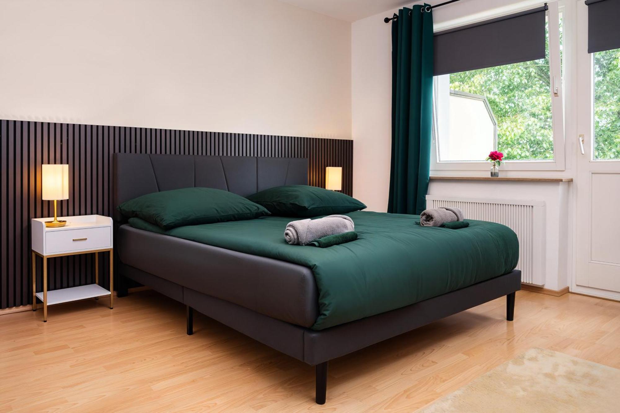 Smart Home - Essen - Perfect For 5 Guests! Central - Balcony - Netflix - Free Parking Zone Ngoại thất bức ảnh